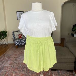 Women’s XL Old Navy Terry Cloth Drawstring Shorts in Lime Green